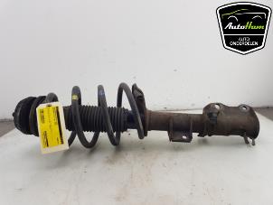 Used Front shock absorber, right Mercedes Vito (639.6) 2.2 109 CDI 16V Price € 95,00 Margin scheme offered by AutoHam