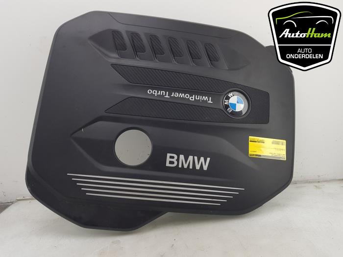 Plaque de protection moteur d'un BMW 5 serie Touring (G31) 530d 3.0 TwinPower Turbo 24V 2019