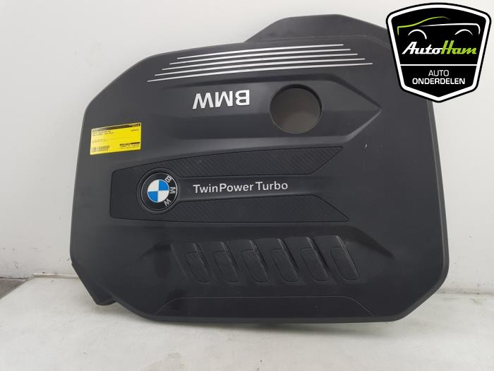 Plaque de protection moteur d'un BMW 5 serie Touring (G31) 530d 3.0 TwinPower Turbo 24V 2019