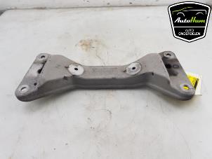 Used Gearbox mount BMW 3 serie (F30) 328i 2.0 16V Price € 20,00 Margin scheme offered by AutoHam