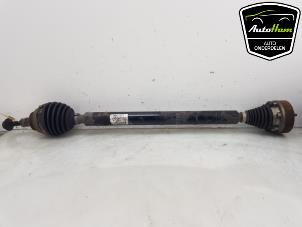 Used Front drive shaft, right Volkswagen Caddy IV 2.0 TDI 75 Price € 100,00 Margin scheme offered by AutoHam