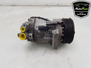 Used Air conditioning pump Renault Clio IV (5R) 0.9 Energy TCE 90 12V Price € 125,00 Margin scheme offered by AutoHam