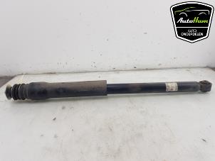 Used Rear shock absorber, right Toyota Yaris Cross (PB1/PJ1) 1.5 12V Price € 35,00 Margin scheme offered by AutoHam