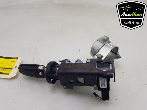 Used Ignition lock + key Opel Corsa E 1.4 16V Price € 25,00 Margin scheme offered by AutoHam