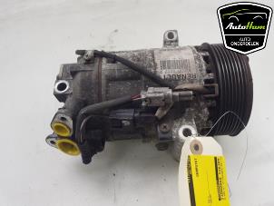Used Air conditioning pump Renault Clio IV (5R) 0.9 Energy TCE 90 12V Price € 100,00 Margin scheme offered by AutoHam