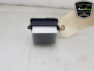 Used Heater resistor Opel Grandland/Grandland X 1.2 Turbo 12V Price € 25,00 Margin scheme offered by AutoHam