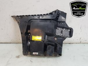 Used Rear bumper bracket, left BMW 5 serie Touring (G31) 530d 3.0 TwinPower Turbo 24V Price € 45,00 Margin scheme offered by AutoHam