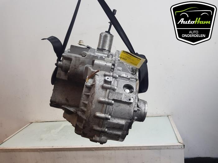 Gearbox from a Volkswagen Transporter T6 2.0 TDI 150 2021