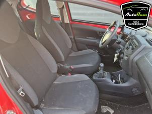 Usados Juego y módulo de airbag Toyota Aygo (B40) 1.0 12V VVT-i Precio € 750,00 Norma de margen ofrecido por AutoHam