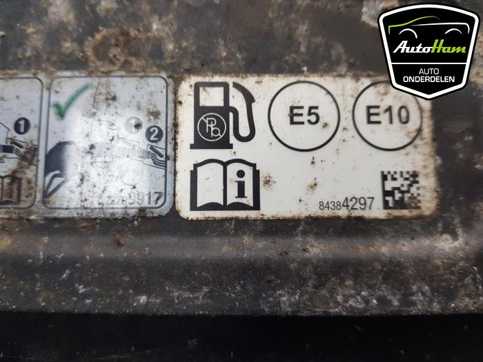 Tapa de depósito de un Opel Insignia Sports Tourer 1.6 Turbo 16V 200 2019
