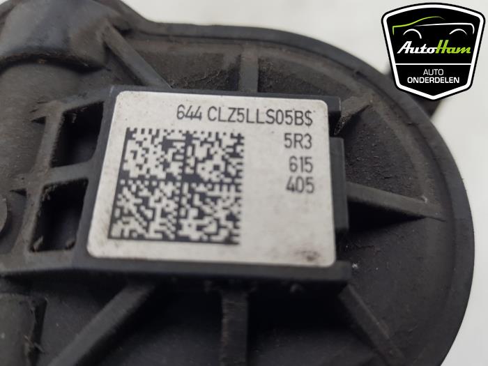 Rear brake calliper, left from a Skoda Octavia Combi (NXAC) 1.0 TSI e-TEC 12V 2021