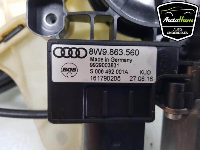 Motor bagageafdekking links z Audi A4 Avant (B9) 2.0 TDI 16V 2016