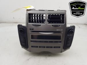 Usagé Radio/Lecteur CD Toyota Yaris II (P9) 1.0 12V VVT-i Prix € 75,00 Règlement à la marge proposé par AutoHam