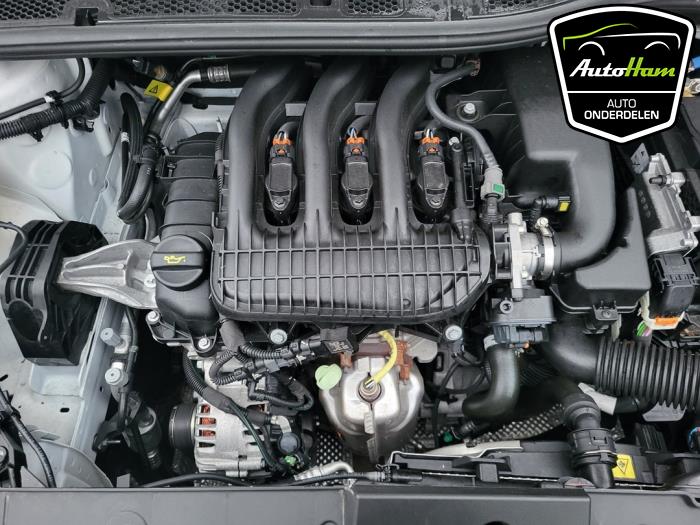Caja de cambios de un Opel Corsa F (UB/UH/UP) 1.2 12V 75 2022