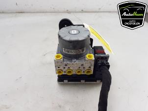 Usagé Pompe ABS Skoda Kodiaq 1.5 TSI 150 ACT 16V Prix € 175,00 Règlement à la marge proposé par AutoHam