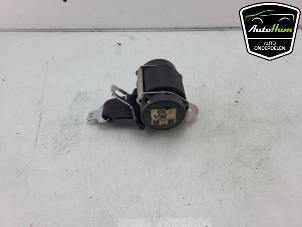 Used Rear seatbelt, centre Mini Clubman (R55) 1.6 16V Cooper Price € 35,00 Margin scheme offered by AutoHam