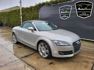 Used Front wing, right Audi TT Roadster (8J9) 2.0 TFSI 16V Price on request offered by AutoHam