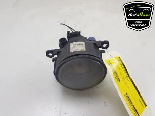 Usados Luz antiniebla derecha delante Ford Fiesta 6 (JA8) 1.6 16V Sport Precio € 10,00 Norma de margen ofrecido por AutoHam