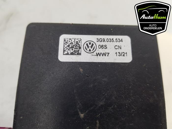Antenne (divers) d'un Volkswagen Golf VIII (CD1) 1.5 TSI BlueMotion 16V 2022