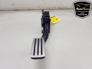 Used Accelerator pedal Tesla Model S Plaid Price € 75,00 Inclusive VAT offered by AutoHam