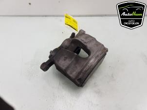 Used Front brake calliper, left Mercedes CLA Shooting Brake (118.6) 1.3 CLA-200 Turbo 16V Price € 50,00 Margin scheme offered by AutoHam