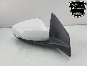 Used Wing mirror, right Volkswagen Polo VI (AW1) 1.0 TSI 12V Price € 100,00 Margin scheme offered by AutoHam