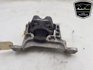 Used Engine mount Ford Transit Connect (PJ2) 1.6 TDCi 16V 95 Price € 25,00 Margin scheme offered by AutoHam