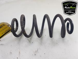Used Rear coil spring Renault Twingo III (AH) 1.0 SCe 70 12V Price € 20,00 Margin scheme offered by AutoHam