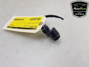 Usados Sensor PDC BMW 5 serie (F10) 520i 16V Precio € 30,00 Norma de margen ofrecido por AutoHam