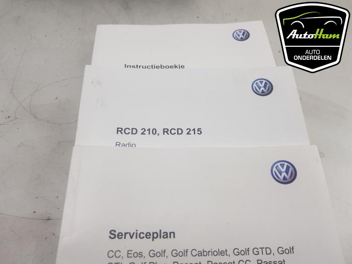 Instruction Booklet from a Volkswagen Up! (121) 1.0 12V 60 2012