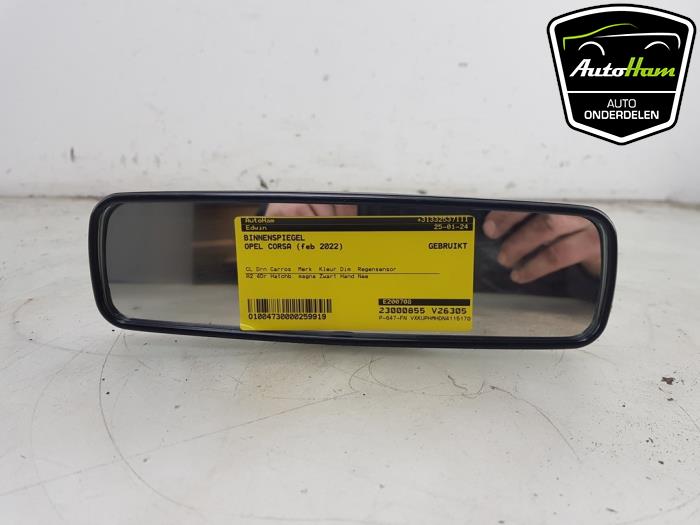 Rear view mirror from a Opel Corsa F (UB/UH/UP) 1.2 12V 75 2022