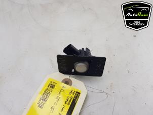 Used PDC Sensor Opel Corsa F (UB/UH/UP) 1.2 12V 75 Price € 30,00 Margin scheme offered by AutoHam