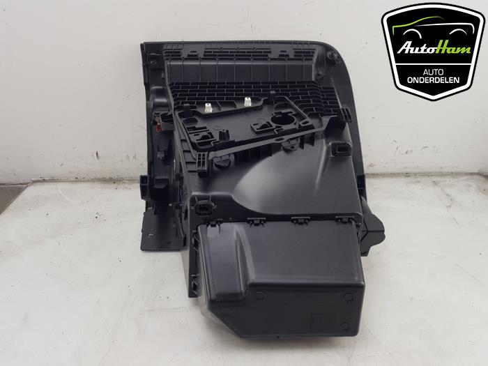Glovebox from a Opel Corsa F (UB/UH/UP) 1.2 12V 75 2022