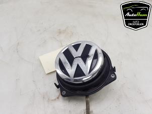 Usados Manija del portón trasero Volkswagen Golf VII (AUA) 2.0 GTD 16V Precio € 30,00 Norma de margen ofrecido por AutoHam