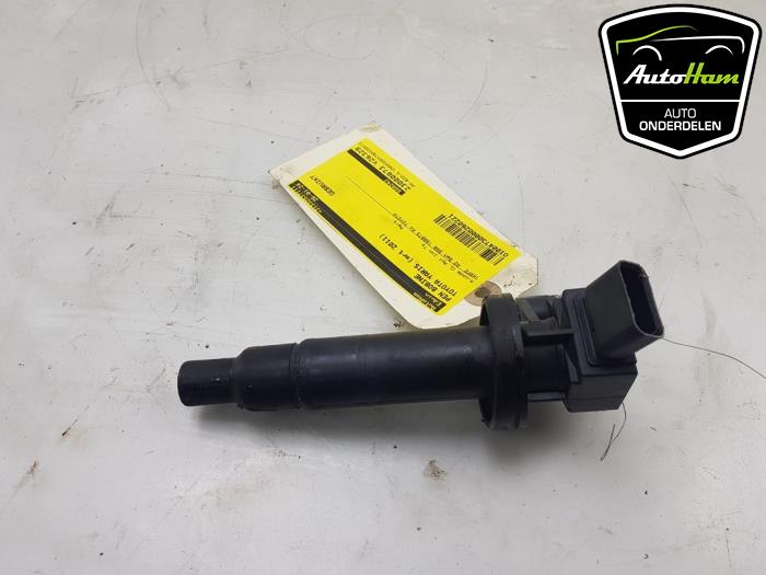 Pen ignition coil from a Toyota Yaris II (P9) 1.0 12V VVT-i 2011