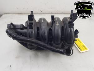 Used Intake manifold Volkswagen Polo IV (9N1/2/3) 1.4 16V Price € 50,00 Margin scheme offered by AutoHam