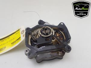 Used Brake servo vacuum pump Mercedes A (W176) 1.6 A-180 16V Price € 75,00 Margin scheme offered by AutoHam