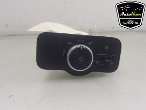 Usados Interruptor de luz Mercedes Sprinter 3,5t (906.63) 314 CDI 16V Precio € 50,00 Norma de margen ofrecido por AutoHam