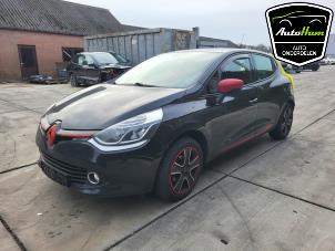 Used Front wing, left Renault Clio IV (5R) 0.9 Energy TCE 90 12V Price on request offered by AutoHam