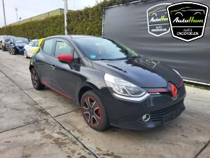 Used Front wing, right Renault Clio IV (5R) 0.9 Energy TCE 90 12V Price on request offered by AutoHam