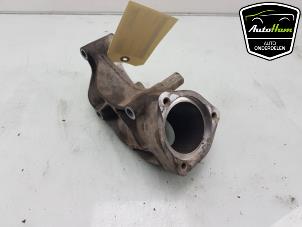 Engine mount from a Opel Zafira Tourer (P12) 1.6 CDTI 16V ecoFLEX 136 2013