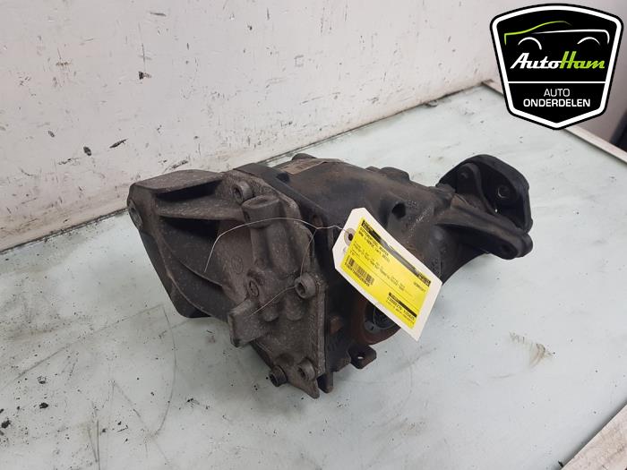 Rear differential from a BMW 1 serie (F21) 114i 1.6 16V 2013