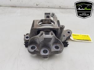 Used Gearbox mount Opel Astra K 1.4 Turbo 16V Price € 30,00 Margin scheme offered by AutoHam