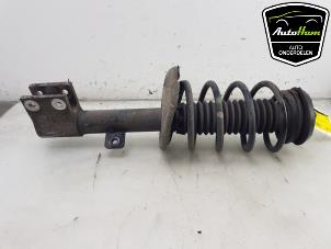 Used Fronts shock absorber, left Peugeot 5008 I (0A/0E) 1.6 HDiF 16V Price € 30,00 Margin scheme offered by AutoHam