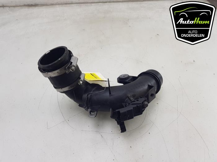 Gebrauchte Intercooler Rohr Peugeot 308 SW (L4/L9/LC/LJ/LR) 1.2 12V e-THP PureTech 130 Preis € 20,00 Margenregelung angeboten von AutoHam