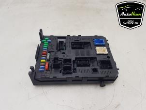 Used Fuse box Peugeot 5008 I (0A/0E) 1.6 HDiF 16V Price € 75,00 Margin scheme offered by AutoHam