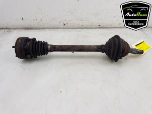 Used Front drive shaft, left Volkswagen Polo III (6N2) 1.4 Price € 35,00 Margin scheme offered by AutoHam