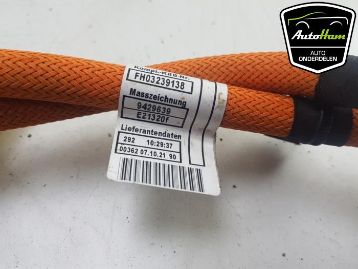 Cable high-voltage from a BMW X5 (G05) xDrive 45 e iPerformance 3.0 24V 2022