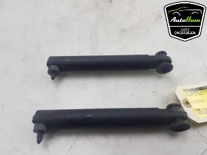 Used Set of tailgate gas struts BMW X5 (G05) xDrive 45 e iPerformance 3.0 24V Price € 50,00 Margin scheme offered by AutoHam