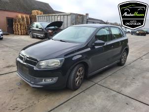 Used Front wing, left Volkswagen Polo V (6R) 1.2 TDI 12V BlueMotion Price on request offered by AutoHam